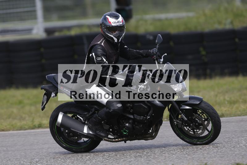 /Archiv-2024/17 01.05.2024 Speer Racing ADR/Schnuppertraining